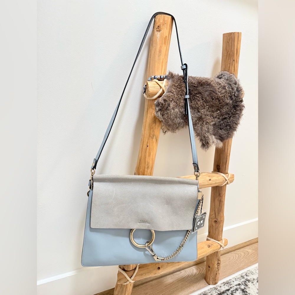 CHLOE Calfskin Suede Medium Faye
Shoulder Bag Airy Grey blue - Picture 2 of 16